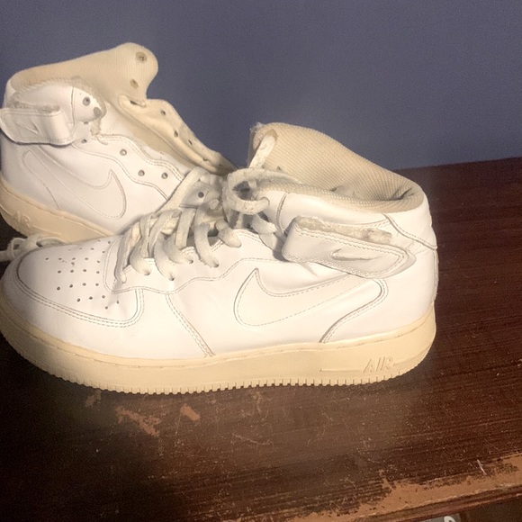 Air Force 1 height top size 8 mens - Picture 3 of 5